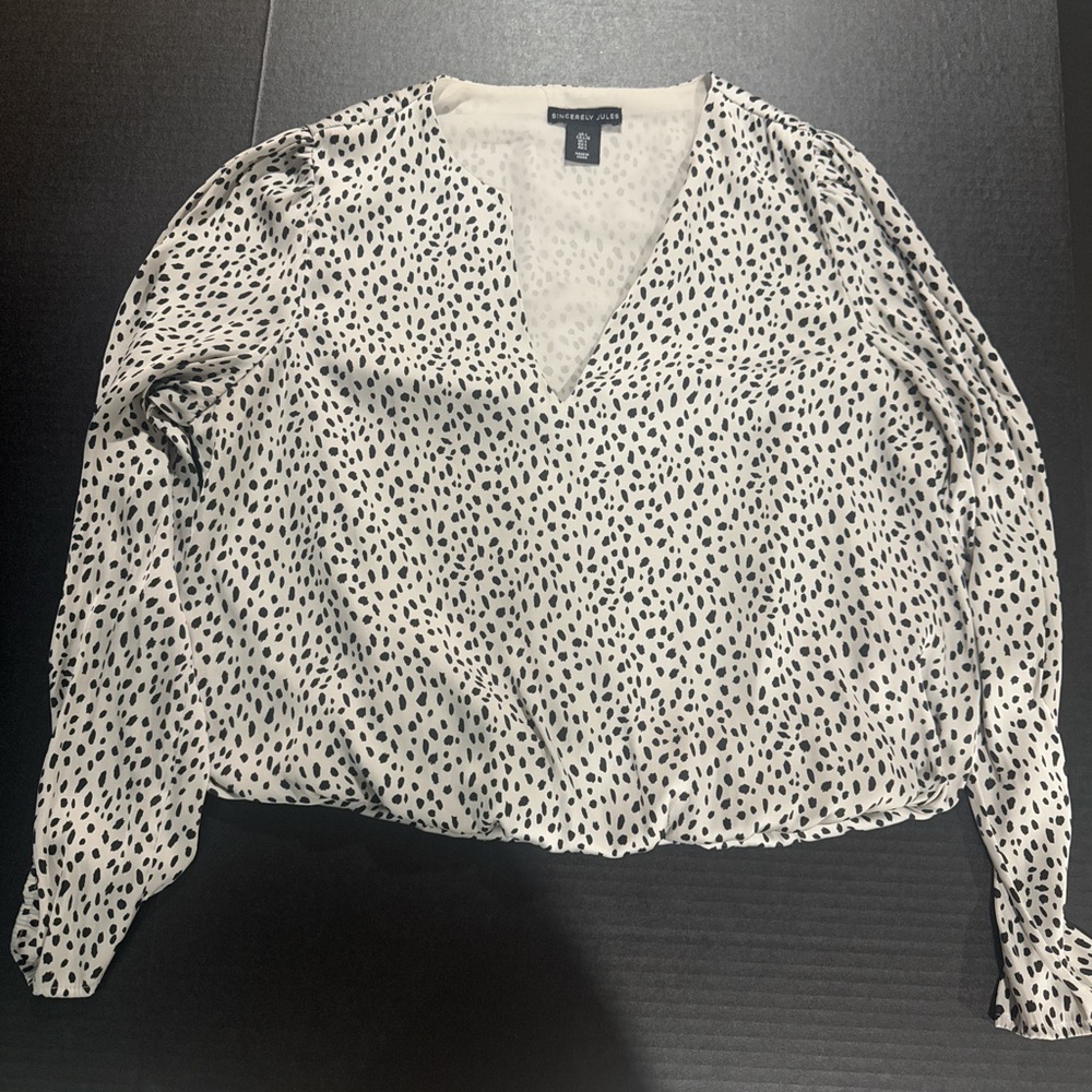 Black and White Polka Dot Business Casual Blouse